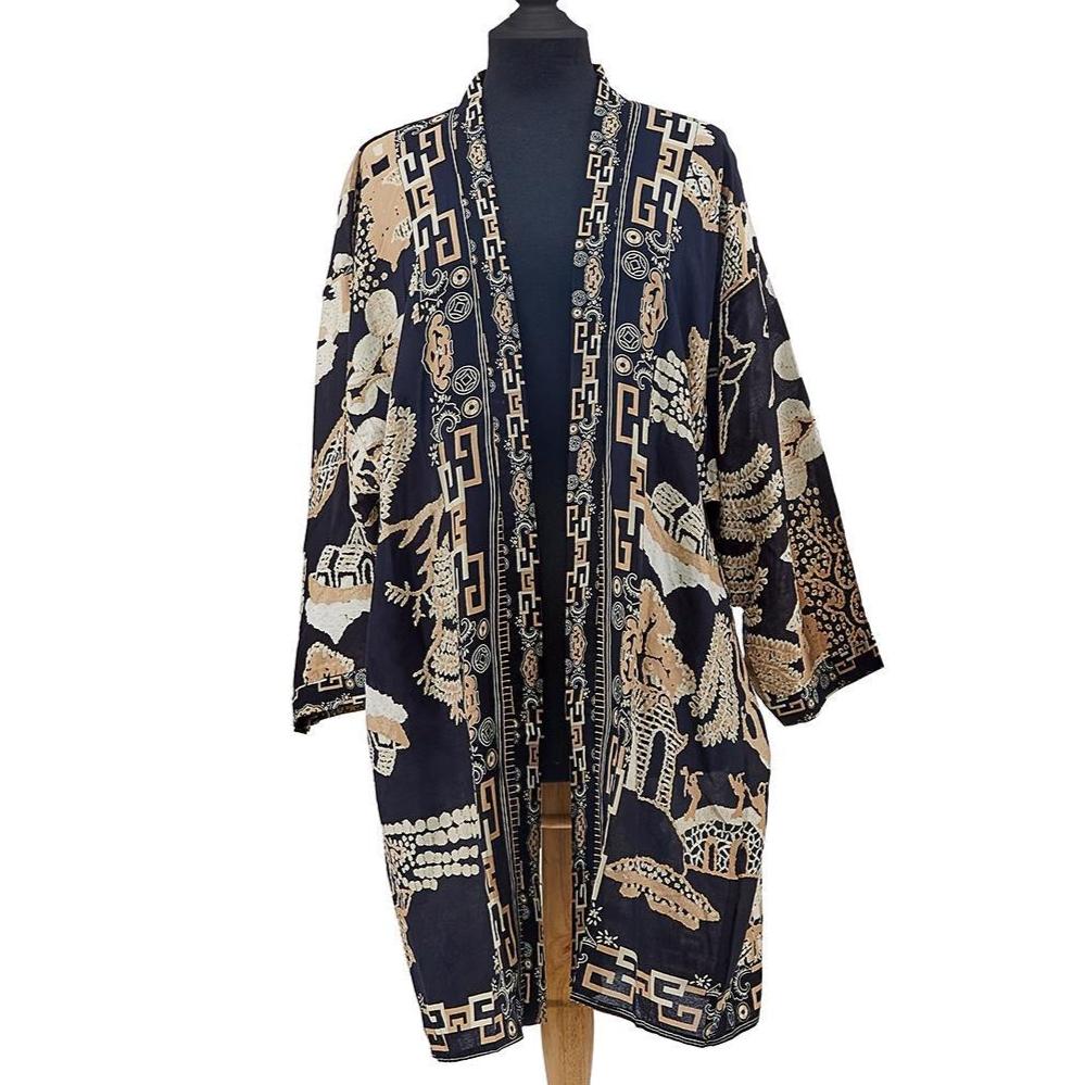 Giant Willow Asian-Style Kimono Robe (One Size)